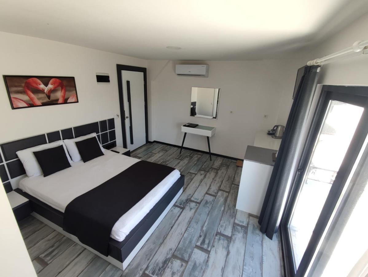 Wb Weekend Otel Αλικαρνασσός Εξωτερικό φωτογραφία