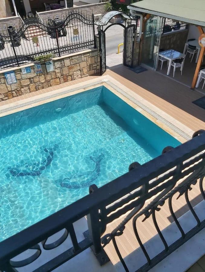 Wb Weekend Otel Αλικαρνασσός Εξωτερικό φωτογραφία